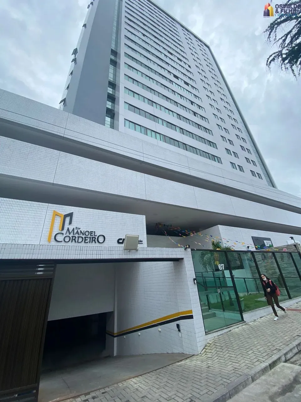 A Imobiliária Osvaldo e Filho aluga apartamento com 1 dormitório