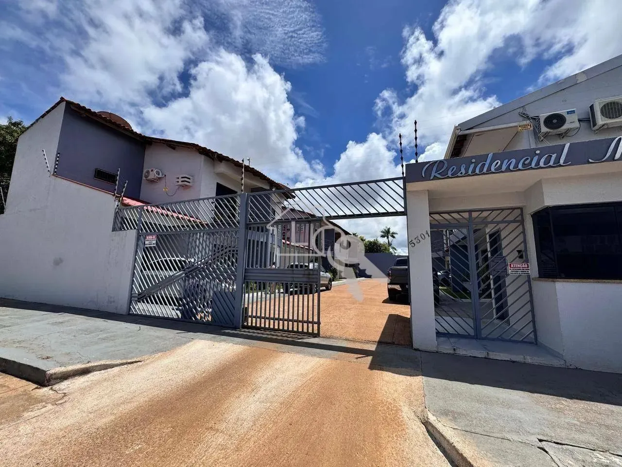 Sobrado com 3 dormitórios para alugar, 110 m² por R$ 3.200,00/mês - Igarapé - Porto Velho/