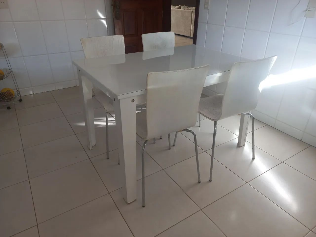 Mesa com tampo de vidro branco - Foto 3