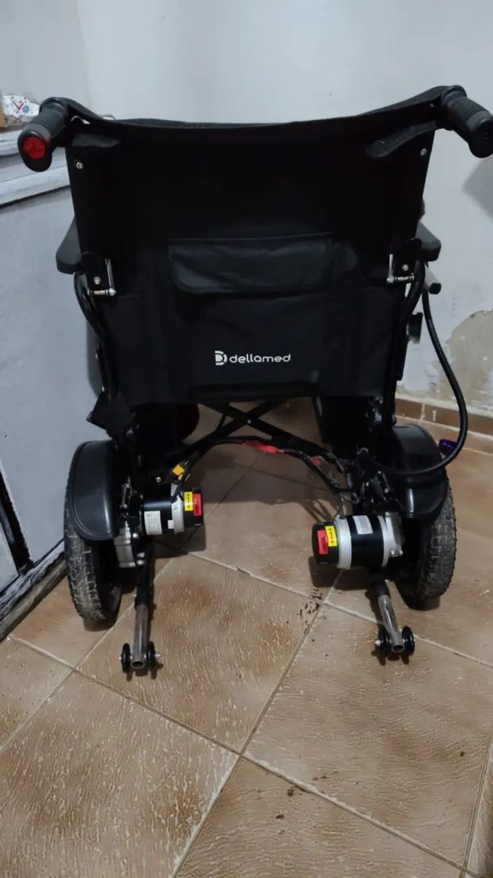 Cadeira de rodas motorizada - com defeito no motor  - Foto 2