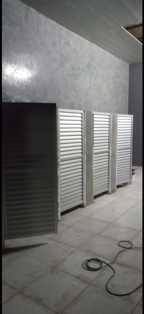 FABRICAMOS SOBRE MEDIDAS PORTÕES PORTAS JANELAS EM ALUMÍNIO FOSCO BRANCO PRETO.