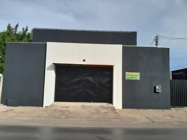 ALUGO GALPÃO 720 M2