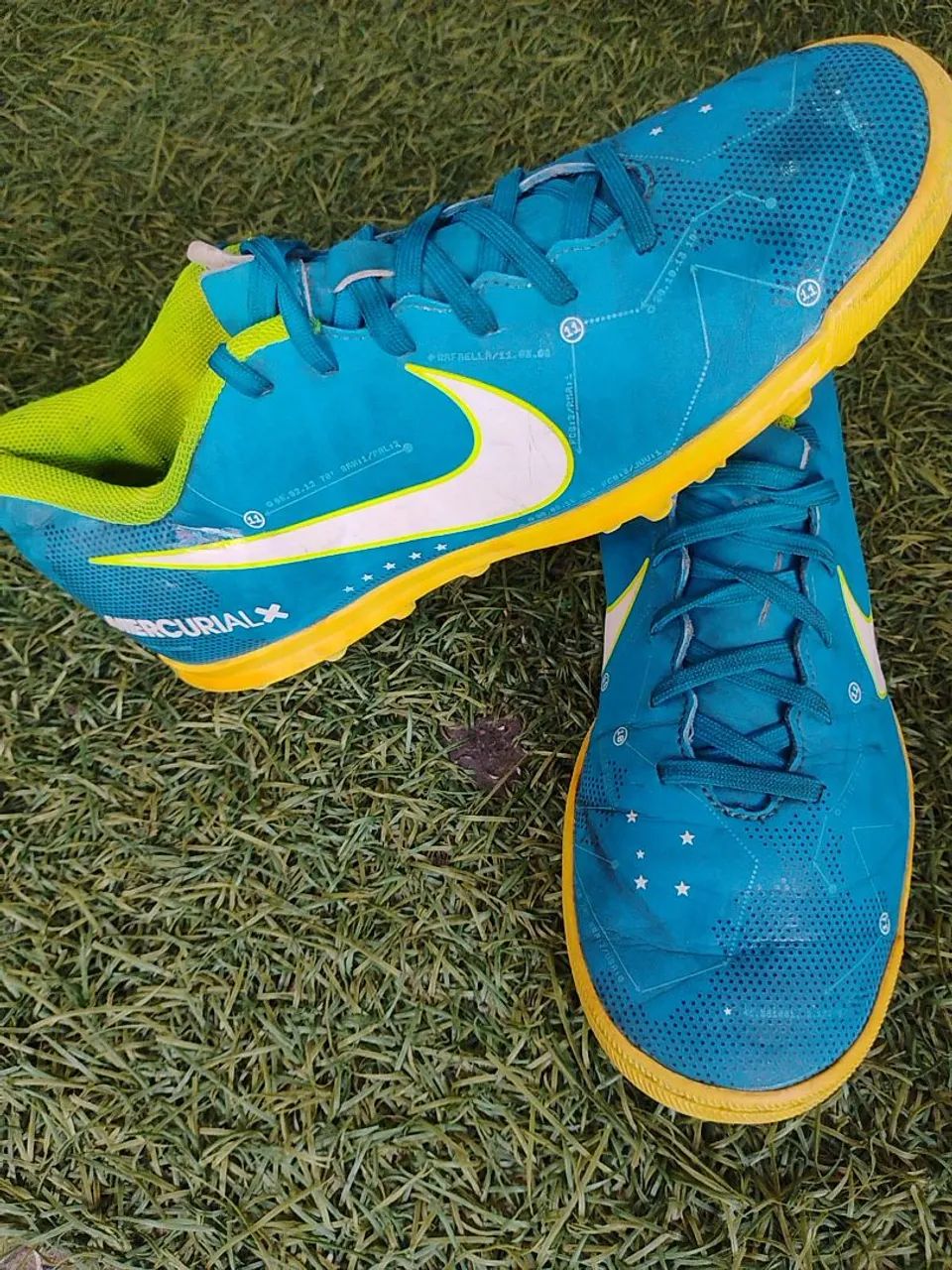 Chuteira Society Chuteira Nike Mercurial Tamanho 37 Chuteira Mercurial  Chuteiras De Campo Tamanho 37 CHUTEIRA FUTSAL