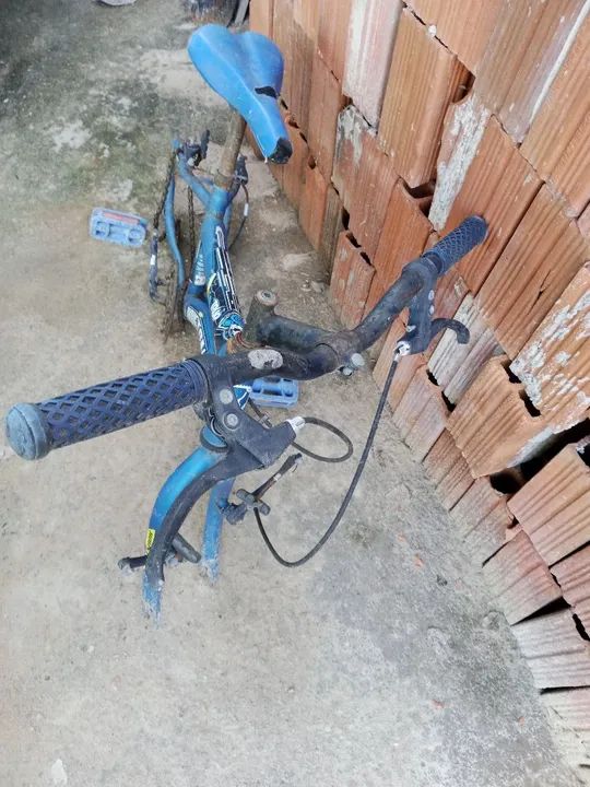 Vendo bicicleta aro pra criança  - Foto 3