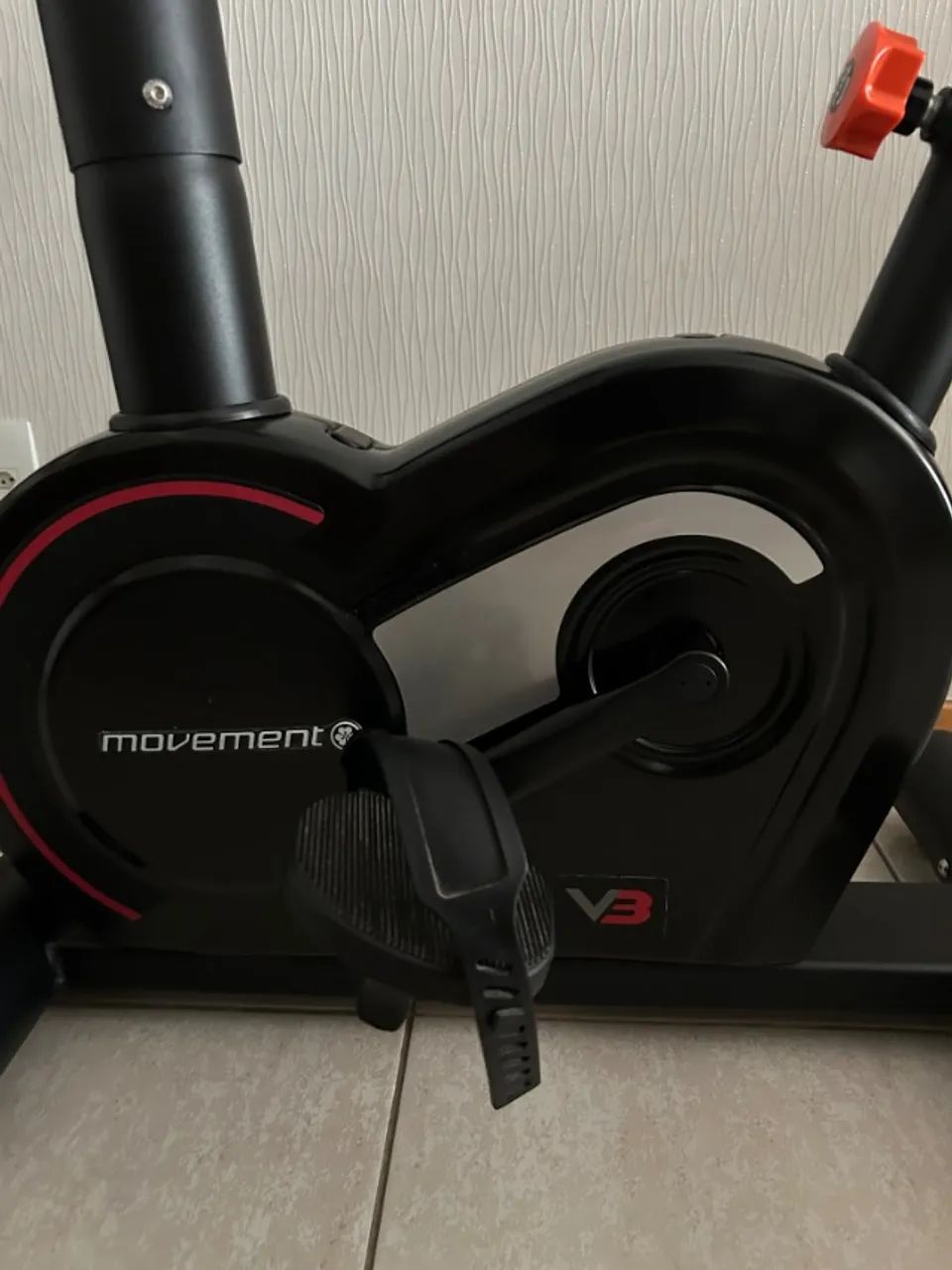 Bicicleta Ergométrica Vertical Movement V3 Residencial - Foto 2