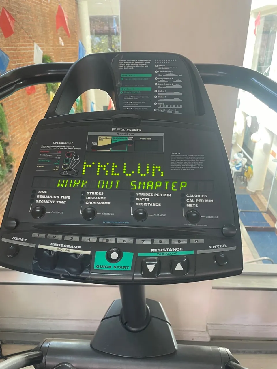 Elíptico Precor EFX 546 - Seminovo