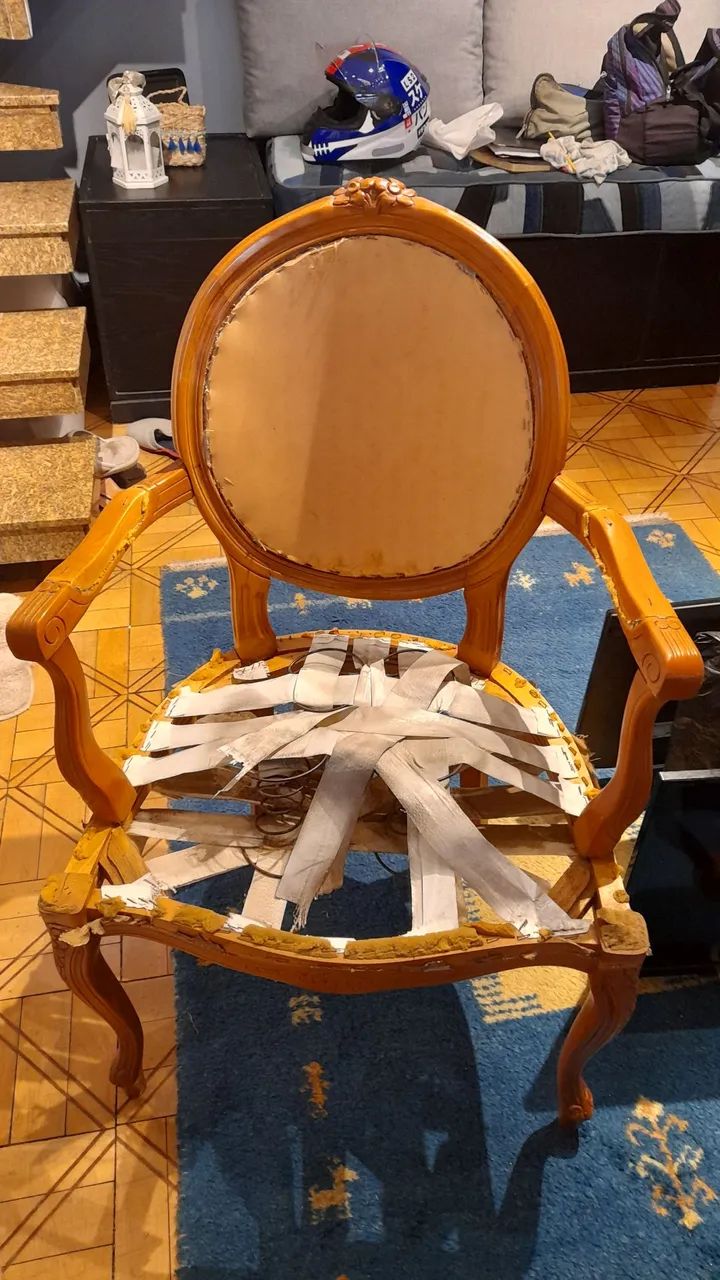 2 Cadeira antigas estilo provençal  - Foto 2