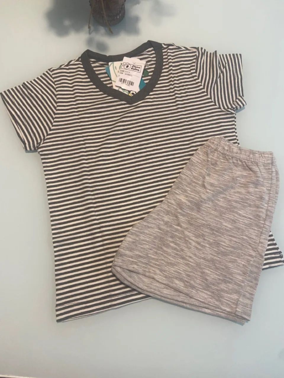 Pijama listrado infantil Tamanho 2