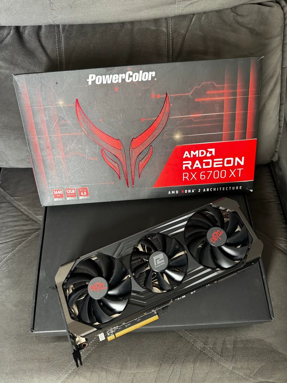 AMD RX 6700 XT RED DAVIL 12GB 