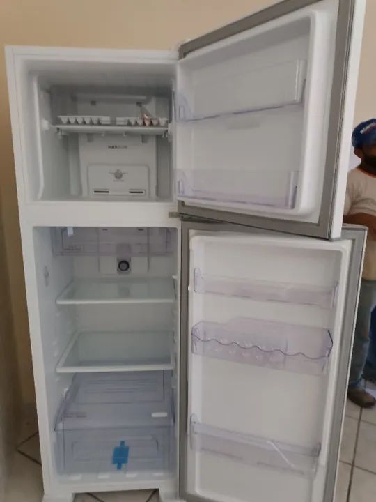 Geladeira Continental Duplex  - Foto 2