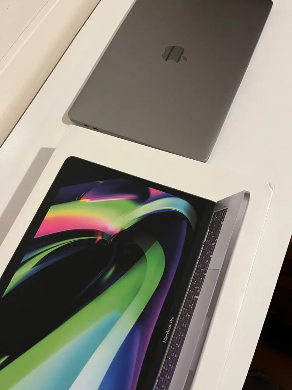 MacBook Pro M2 (2022) 8GB RAM  512GB SSD com Touchbar - Foto 5