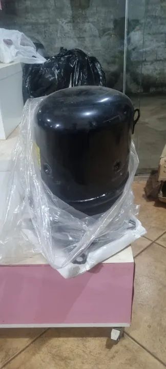 Compressor novo Elgin ECB2480E 220V novo - Foto 2