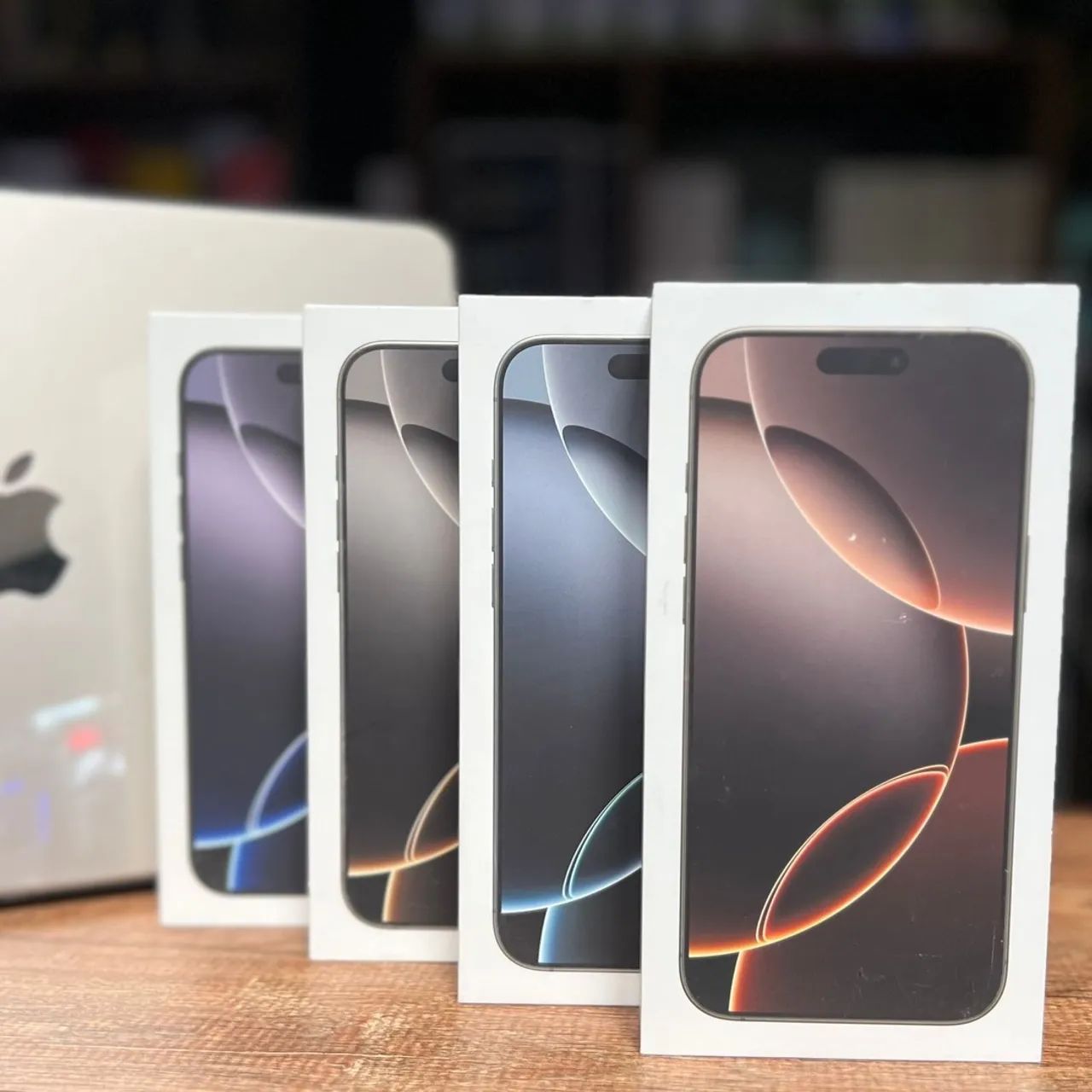 iPhone 16 / iPhone 16 pro Max ( fazemos troca paga)