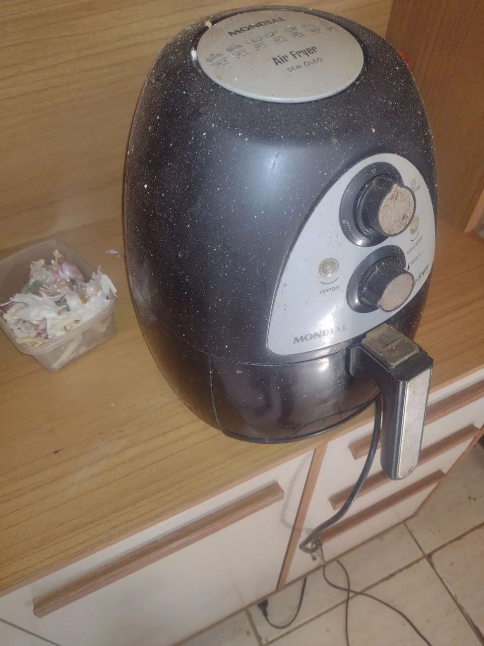 Vendo balcão de vitrine e Airfryer  - Foto 4