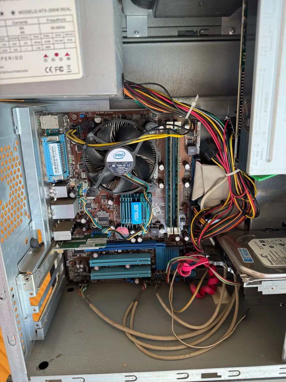 CPU Core2Duo 7400 8Gb Ram DDR3 500gb HD Sata - Computadores e