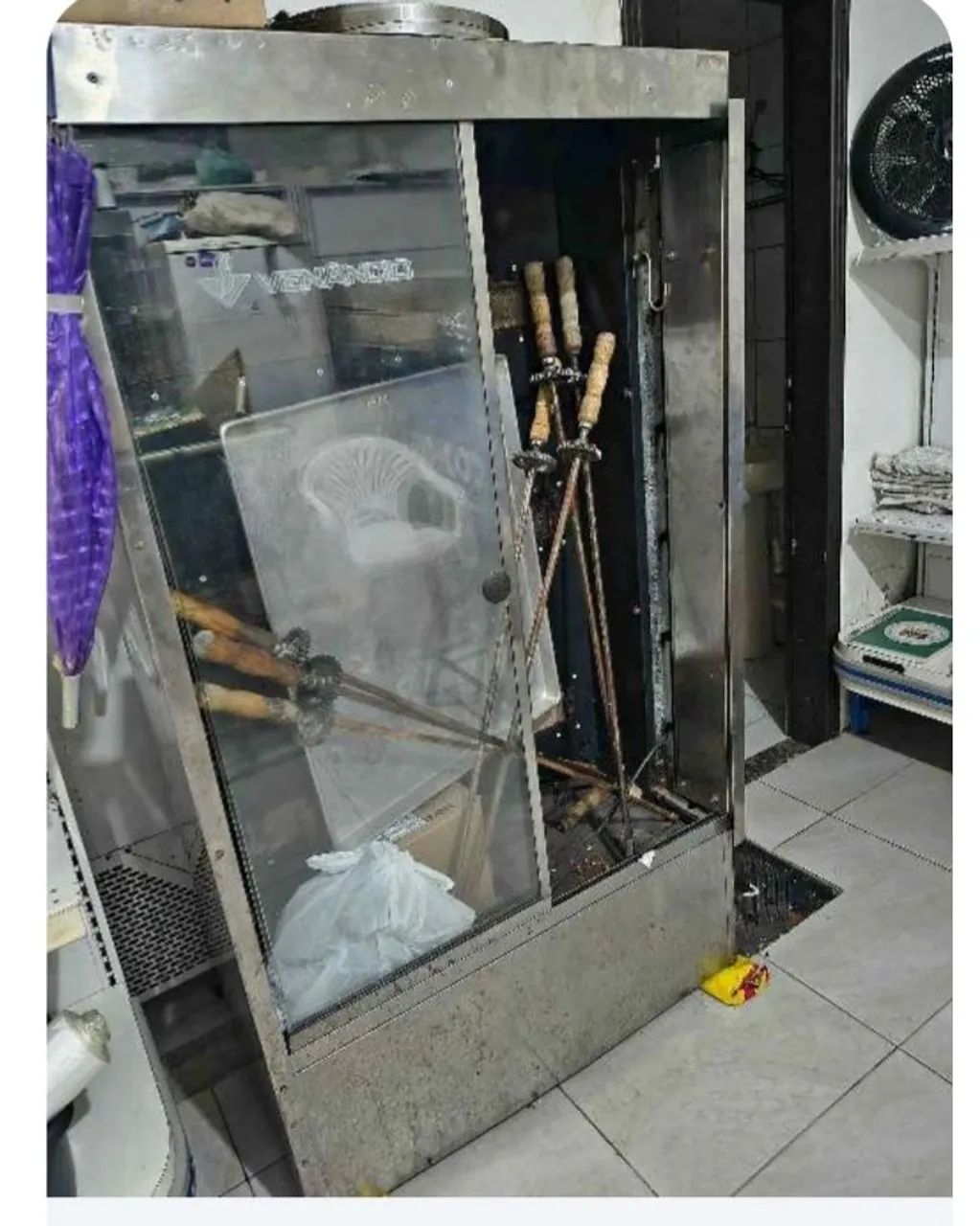 Vendo maquina de assar frango  - Foto 2