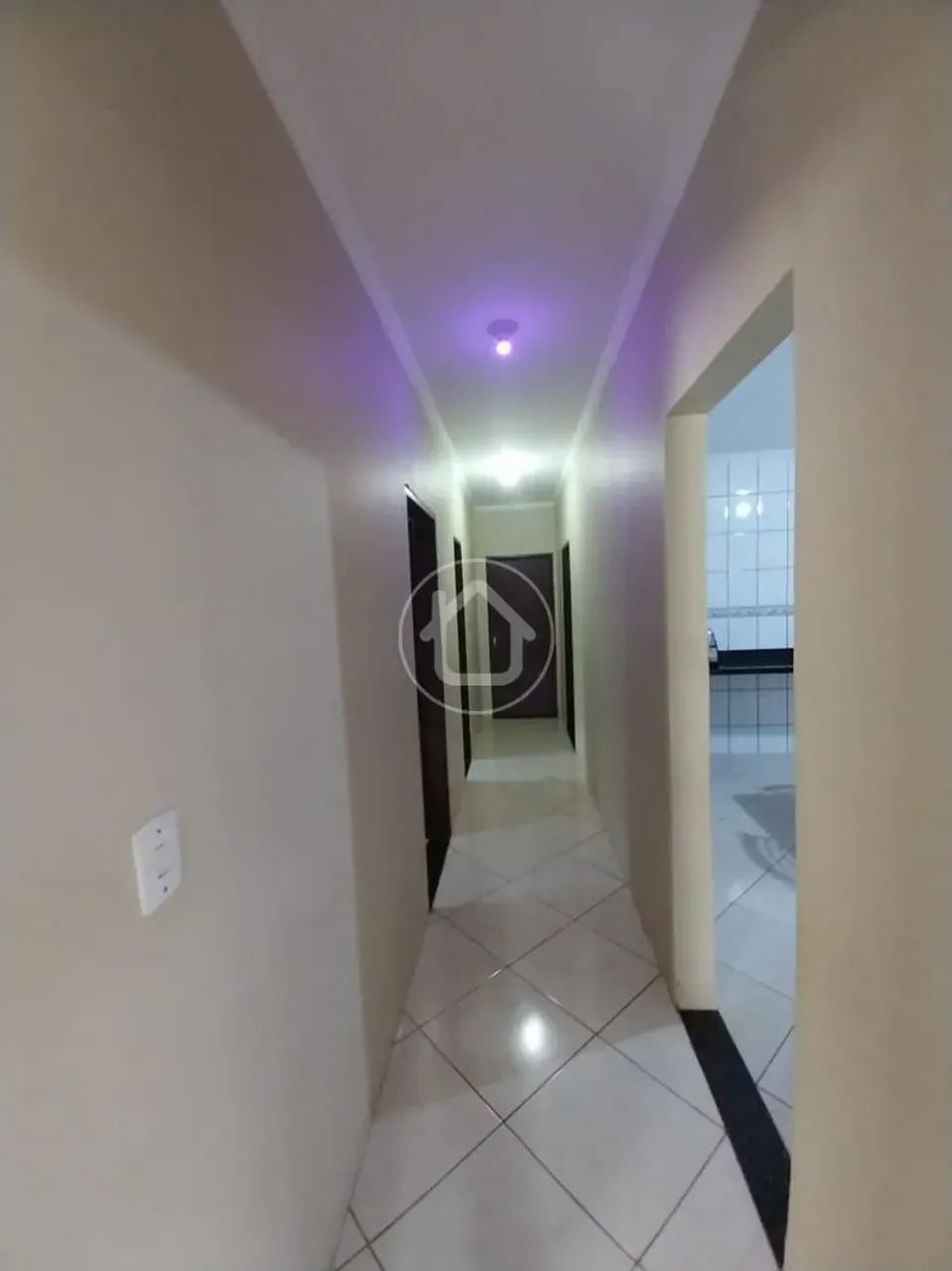 CASA COM SUITE - Foto 3
