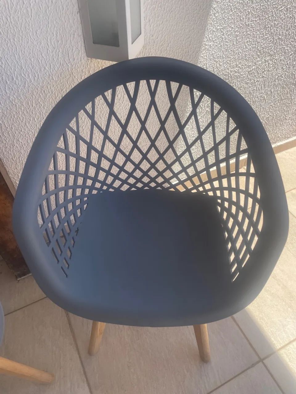 2 cadeiras cinzas  - Foto 4