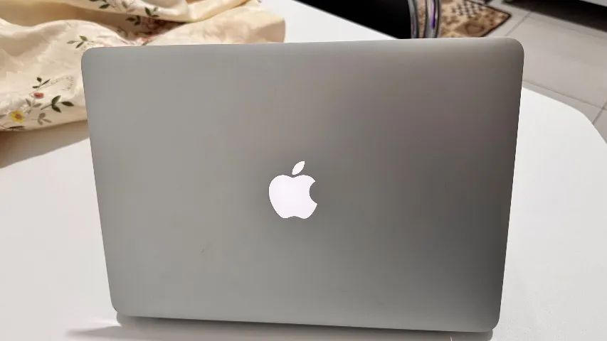 MacBook Air 13? Early 2015 - 8 GB / SSD 256 GB - Completo +