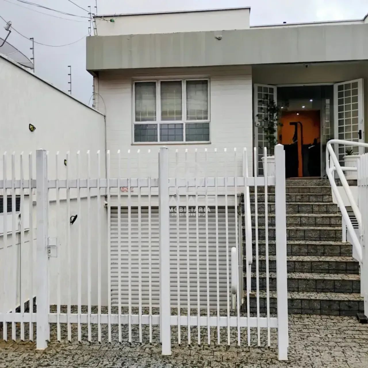 imovel comercial disponivel para locação/ Alto