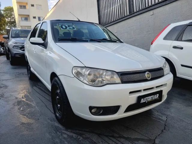 Fiat Siena HLX 1.8 MPI Flex 8V 4P 2005