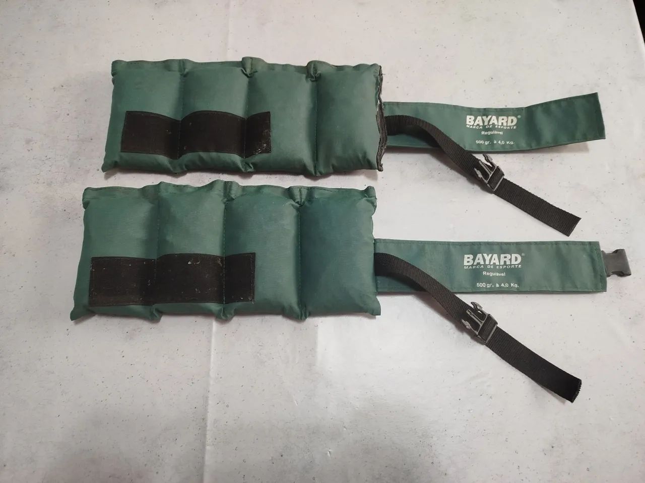Par de Caneleiras / Tornozeleiras - 4 kg cada - Foto 3