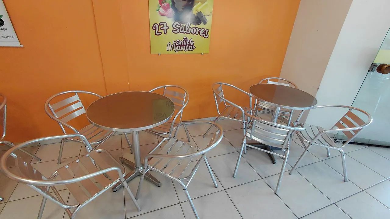 Jogo de mesa com 4 cadeiras de alumínio  - Foto 3