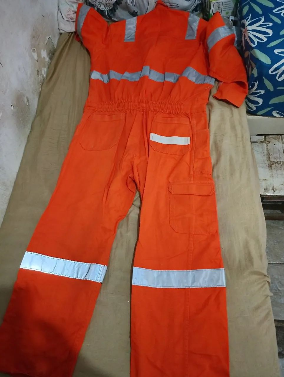 Macacão de trabalhador cor Laranja (EPI )