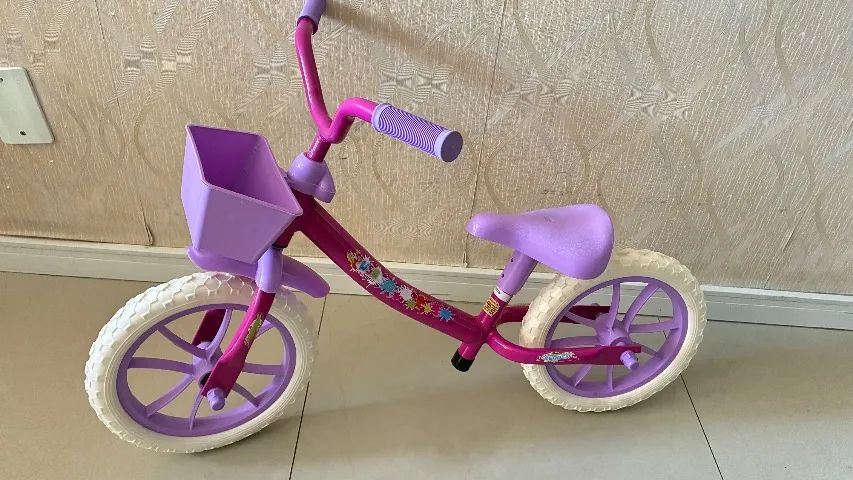 Bicicleta de equilíbrio 