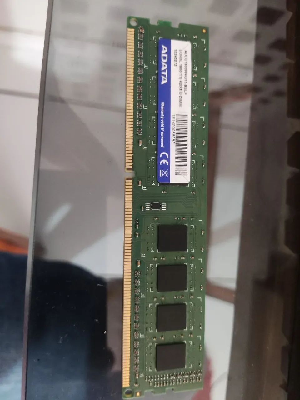 Computador, hardware.