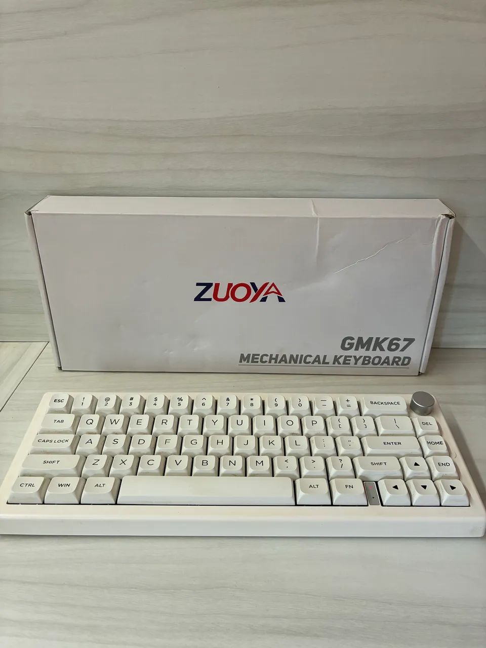 Teclado mecânico GMK67