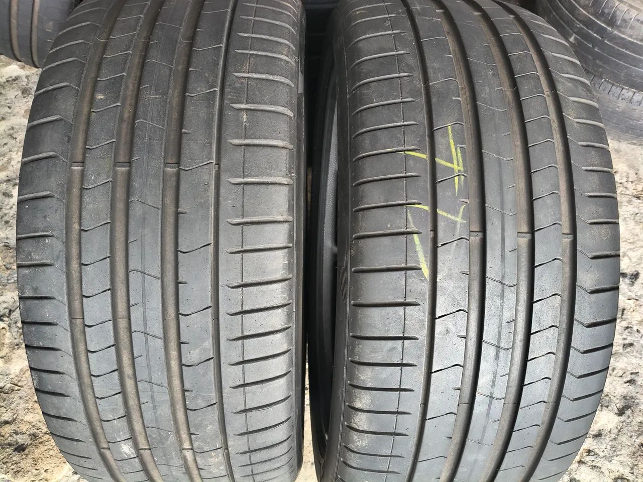 Pneus 255 40 21 Pirelli pzero  - Foto 3