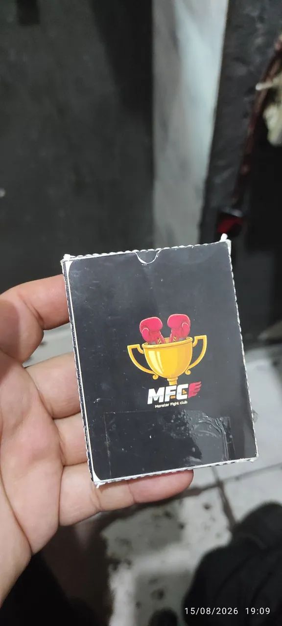 Jogo de cartas MFC (monster Fight club)
