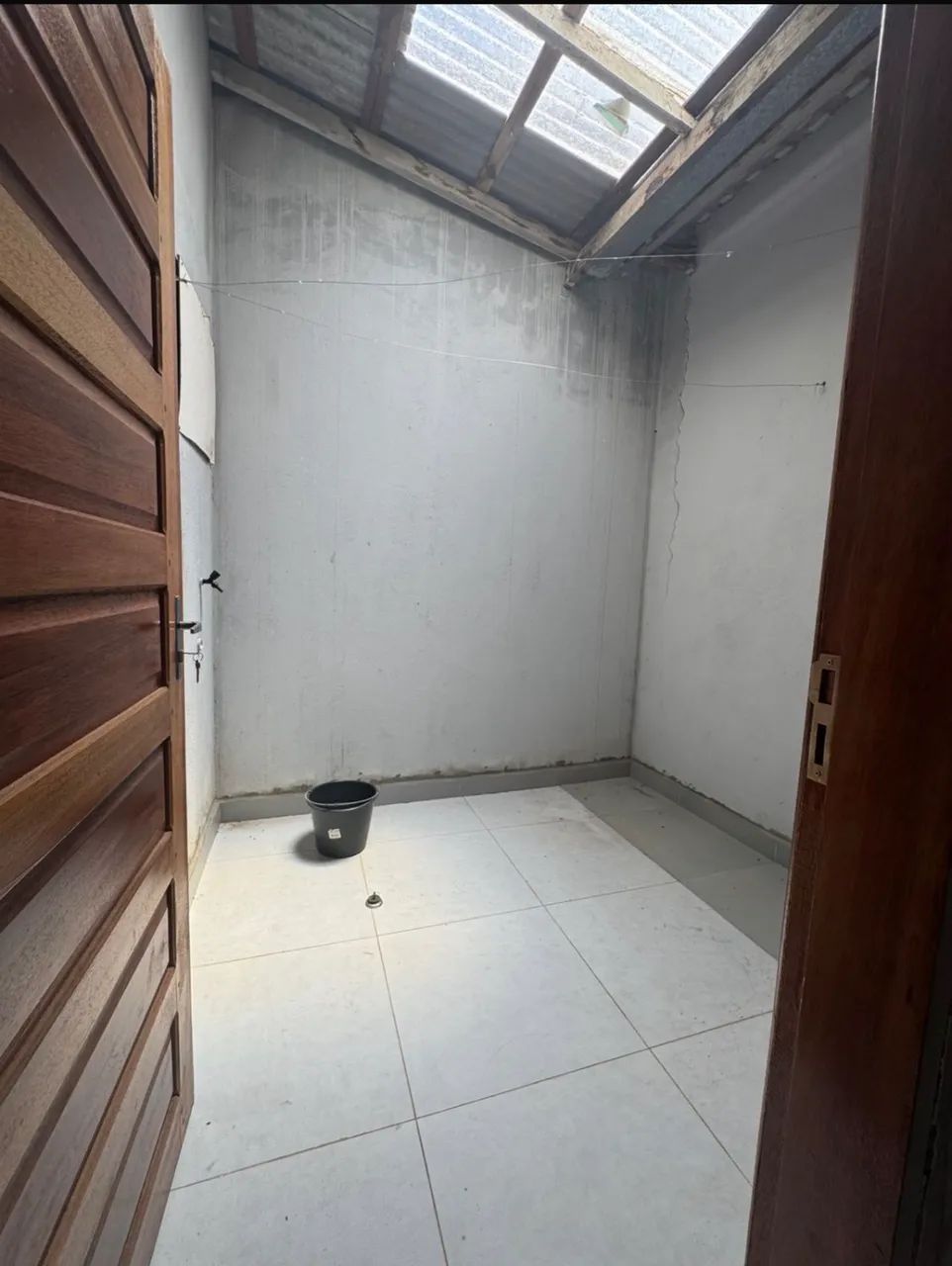 Vendo casa com galpão e apartamento  - Foto 3
