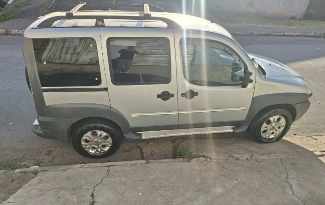 Fiat Doblo Doblo Adv/Adv TRYON/LOCKER 1.8 Flex 2009