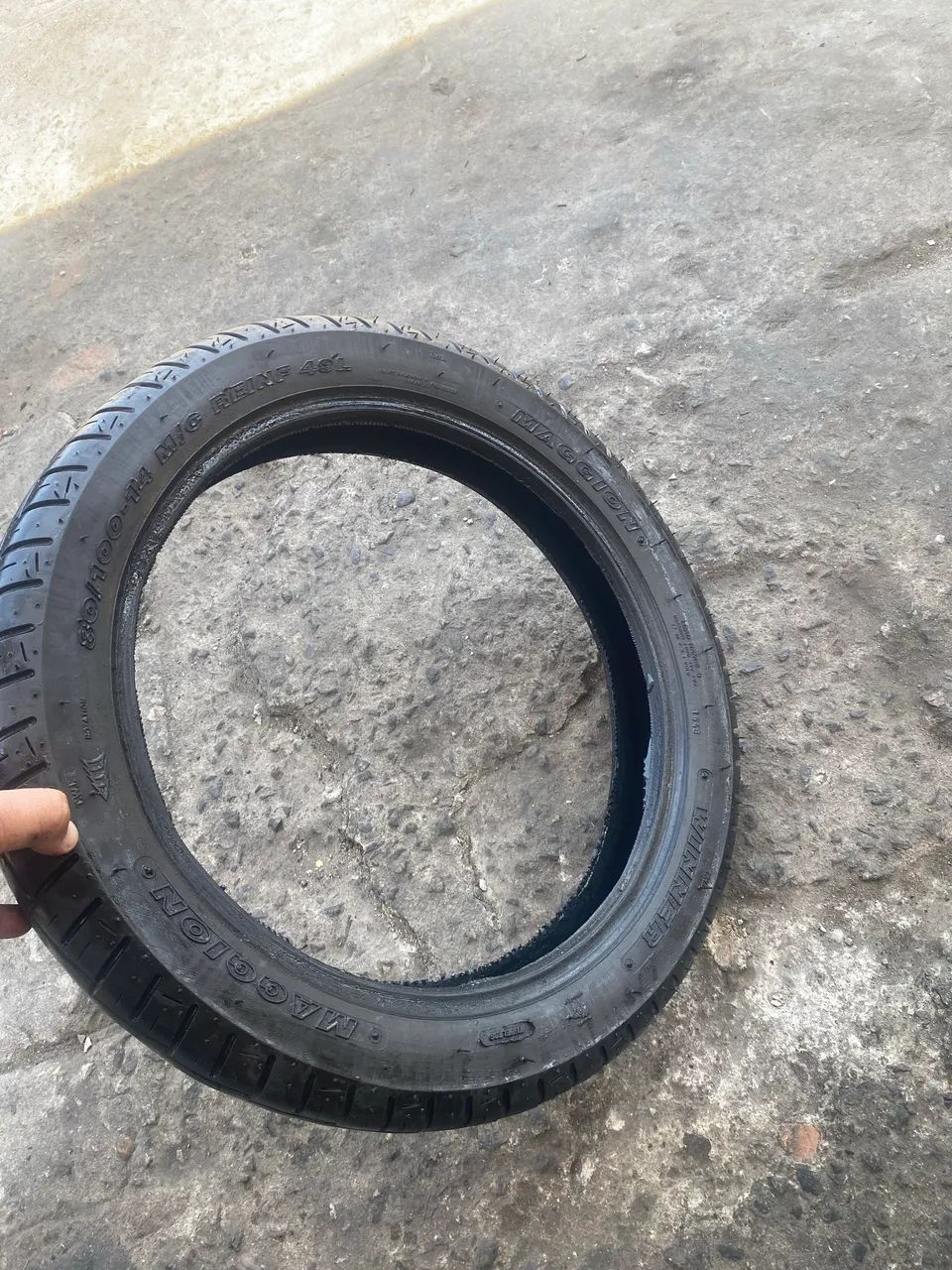 Pneu Biz 125 - Foto 2