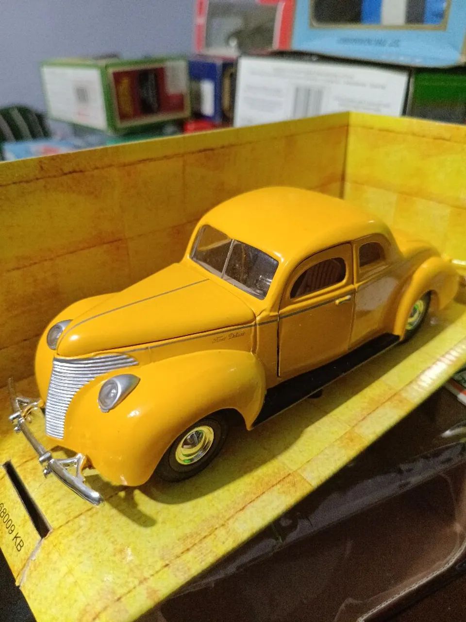 Miniatura 40 Ford coupe 1:24 Importado - Foto 2