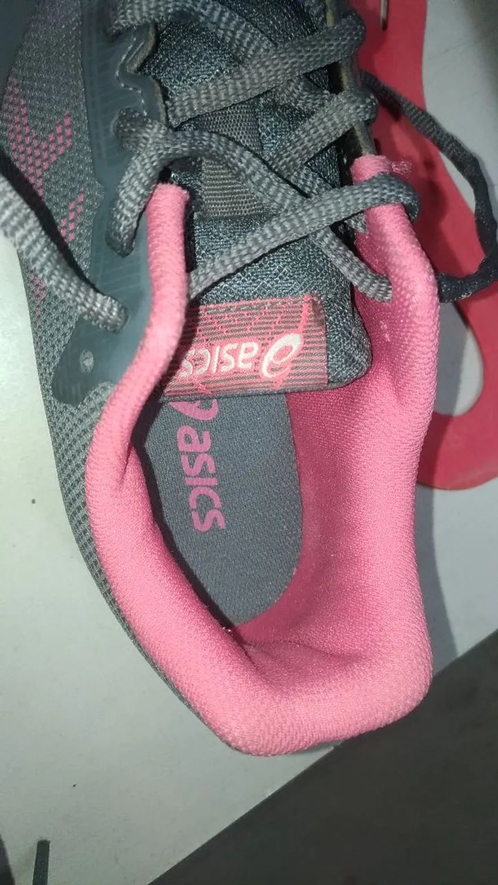 Tenis Asics, n°34, feminino, original, bom estado. - Calçados