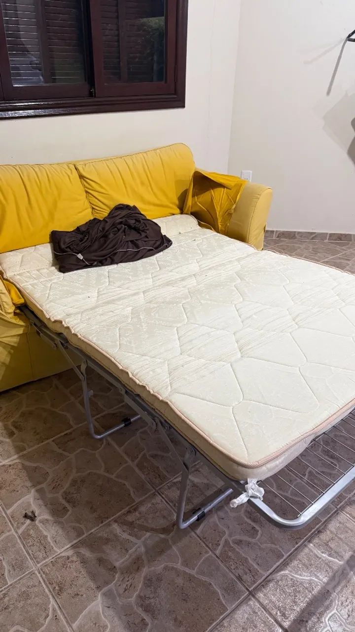 Sofá com cama embutida. - Foto 3