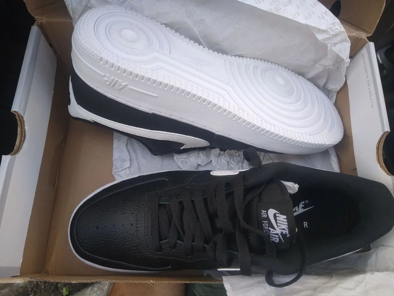 Tênis Nike Air Force 1, Tam. 42 - Foto 2