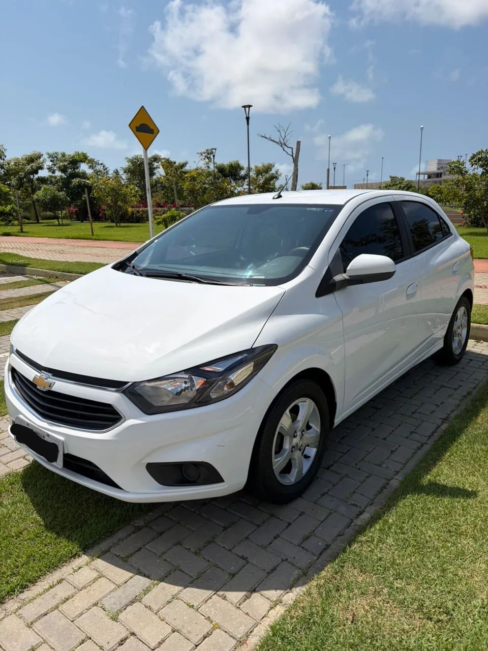 Chevrolet Onix Hatch LT 1.4 8V Flex Mec. 4P 2019