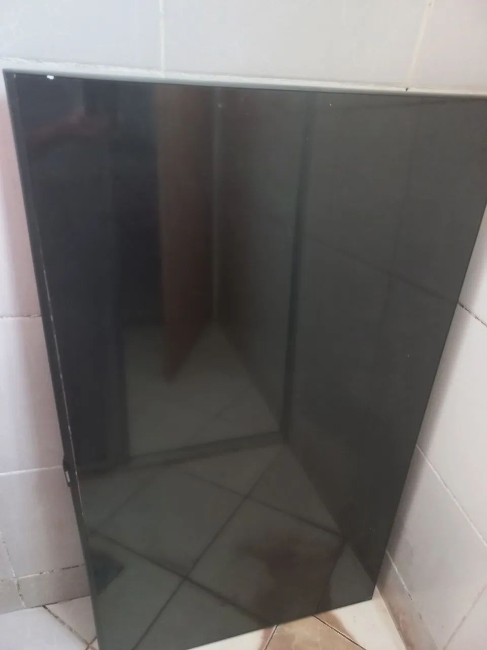 VENDO SMARTV SAMSUNG COM A TELA QUEBRADA  - Foto 2