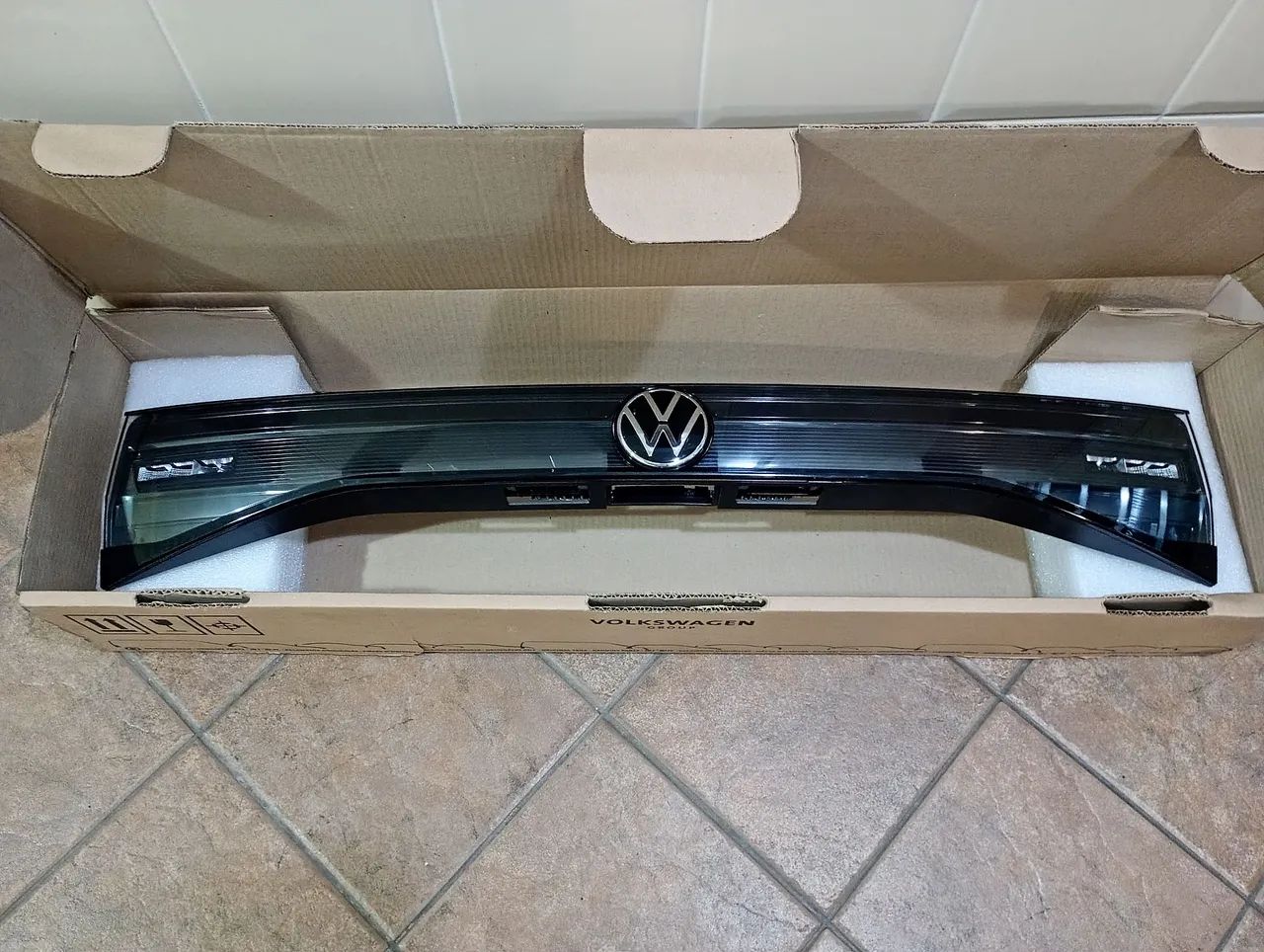 Lanterna tampa Volkswagen t cross 2026 original - Peças para