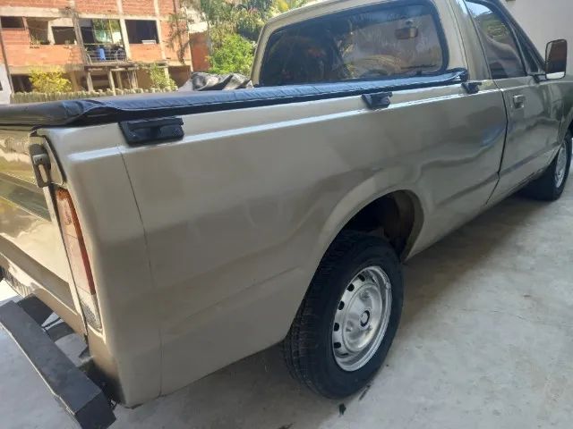 Ford Pampa GL 1.6/ 1.8 (álcool) 1989