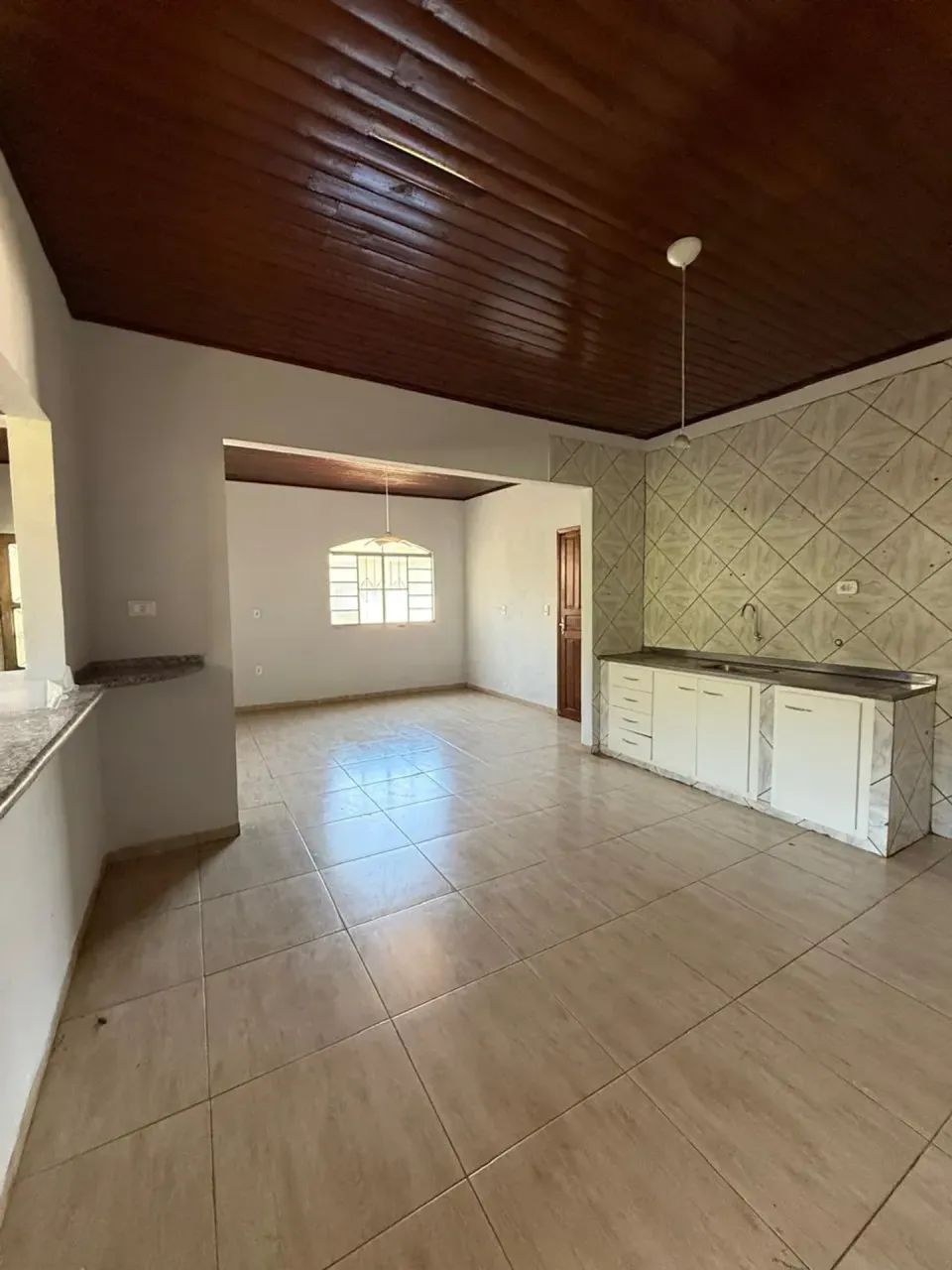 Casa grande no centro com suíte - Foto 5