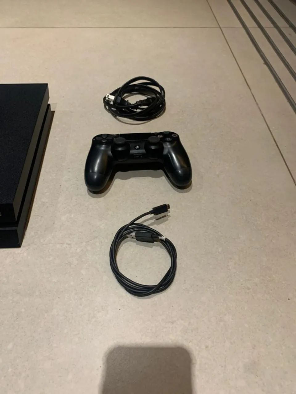 Playstation 4 com 3 Jogos - Foto 3