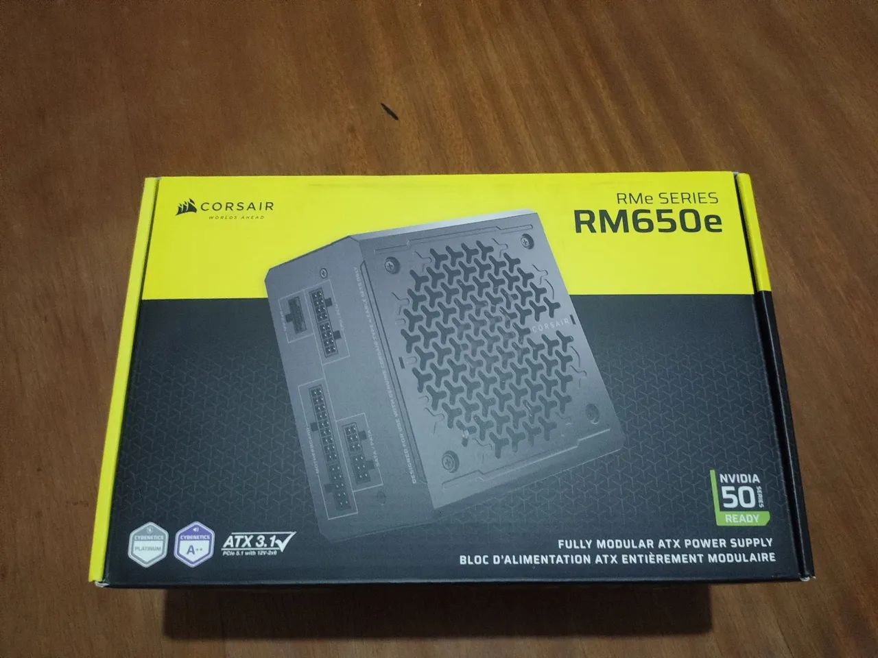 Fonte Corsair RM650e 