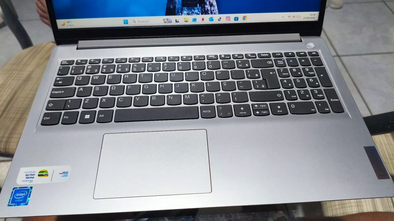 Notebook Lenovo  - Foto 2