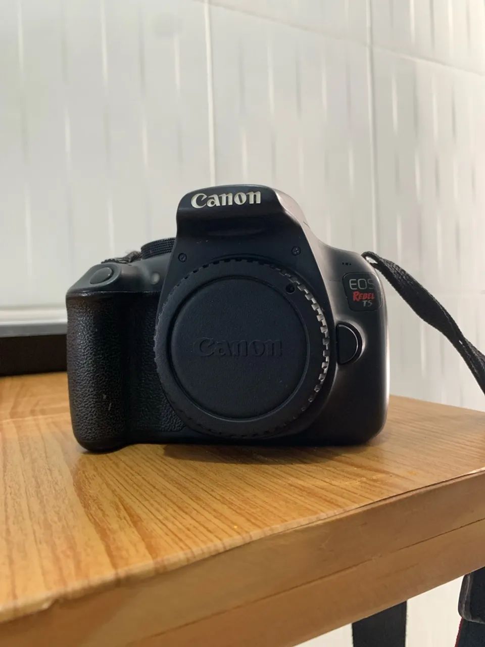 Canon T5 