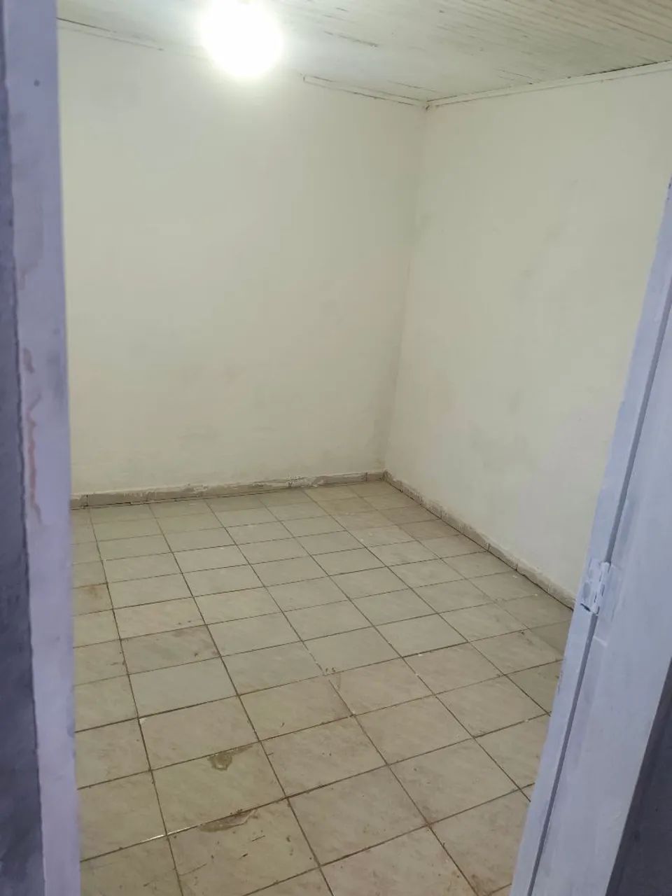 Casa no fundo para alugar  - Foto 3